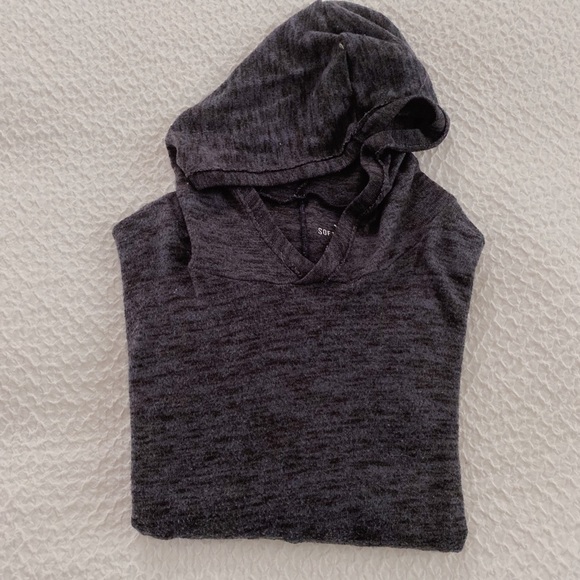 American Eagle Navy Blue Hooded Sweater - Picture 3 of 5